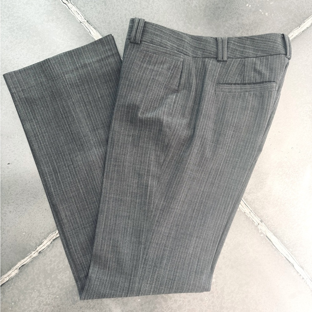 Banana Republic Gray Pinstripe Logan Pant Size 0